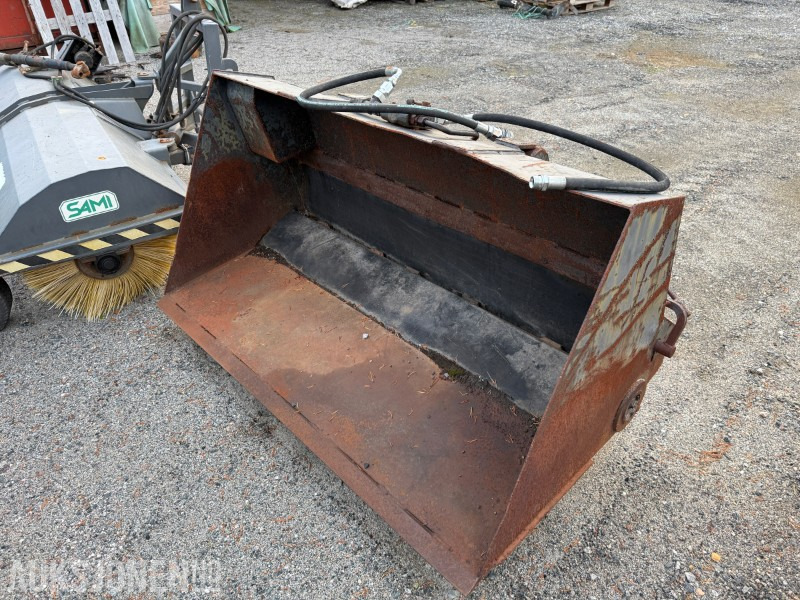 Strøskuffe traktor - Trima feste - Ковш для погрузчика: фото 1 Strøskuffe traktor - Trima feste - Ковш для погрузчика: фото 1