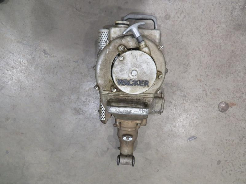 Wacker BHB 14 bensindrevet hammer i original kasse - Строительное оборудование: фото 4 Wacker BHB 14 bensindrevet hammer i original kasse - Строительное оборудование: фото 4