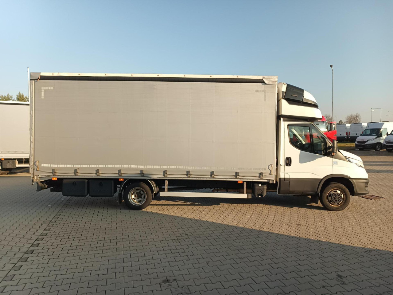 IVECO Daily 50C16 H в лизинг IVECO Daily 50C16 H: фото 9 IVECO Daily 50C16 H в лизинг IVECO Daily 50C16 H: фото 9