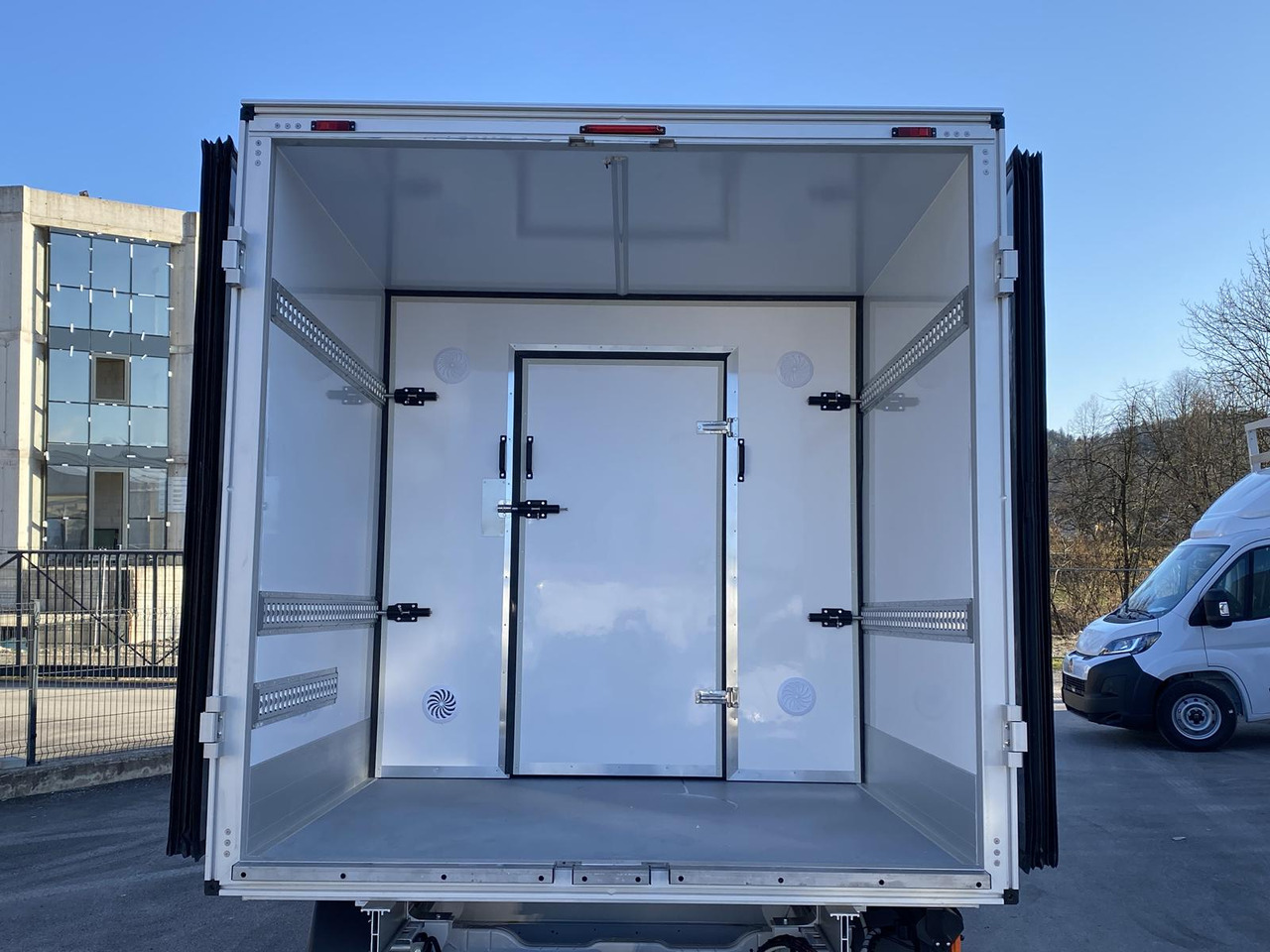 Новый Фургон-рефрижератор CITROEN JUMPER L3 35+ 180PS TIEFKÜHLKOFFER -20C, L: 3430mm + LADERAMPE: фото 6