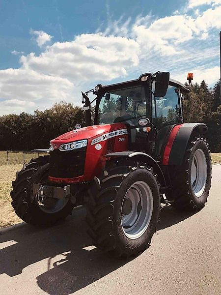 Massey Ferguson MF 5709 M Dyna-4 - Трактор: фото 1 Massey Ferguson MF 5709 M Dyna-4 - Трактор: фото 1