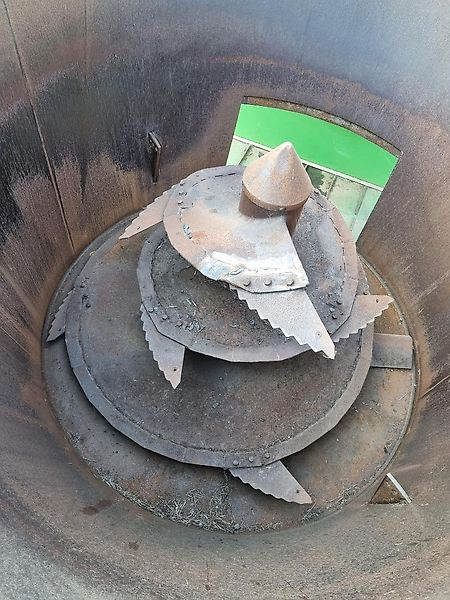 Strautmann Verti-Mix 1050 - Кормораздатчик: фото 5 Strautmann Verti-Mix 1050 - Кормораздатчик: фото 5