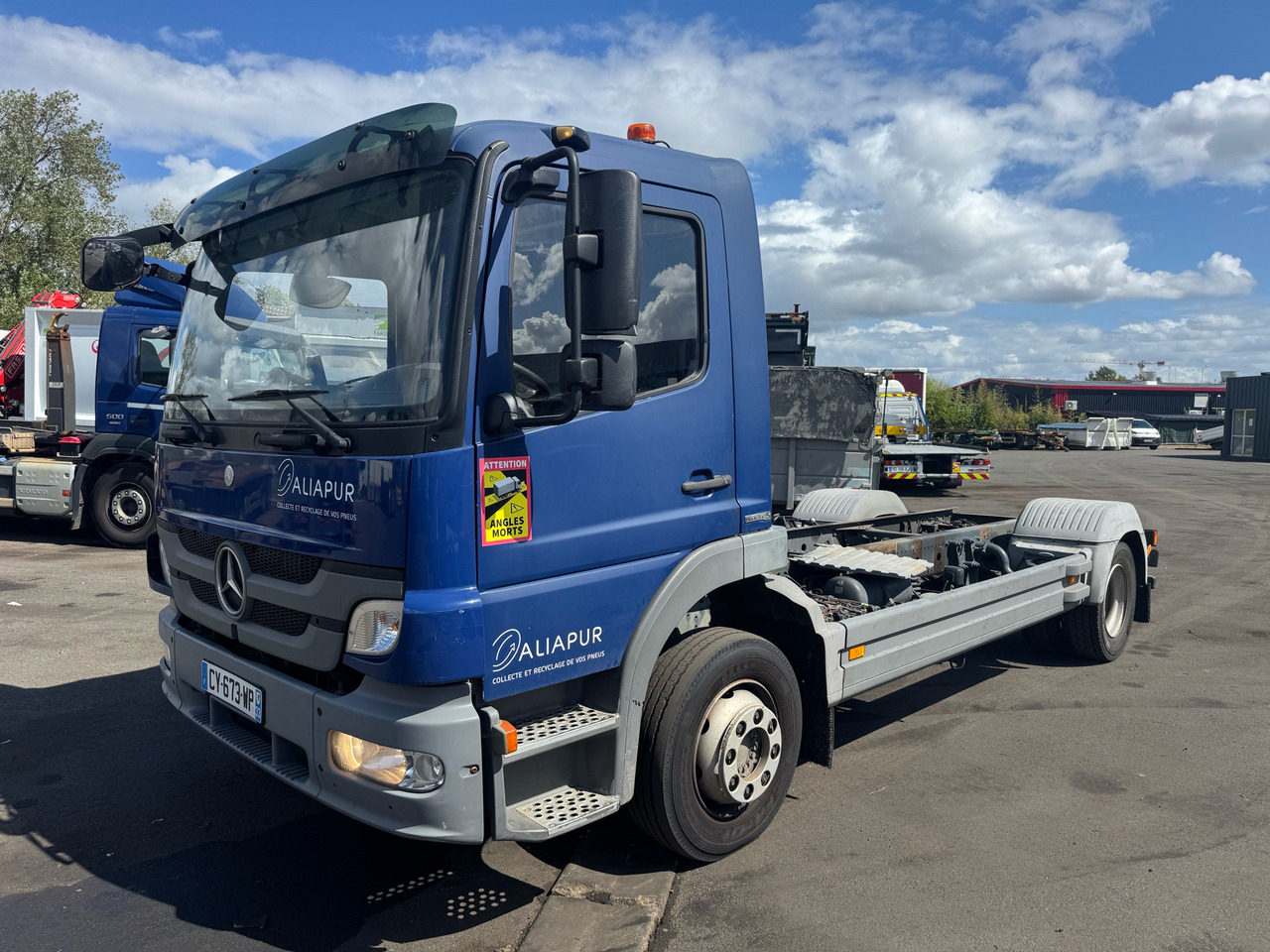 MERCEDES-BENZ atégo - Грузовик-шасси: фото 3 MERCEDES-BENZ atégo - Грузовик-шасси: фото 3