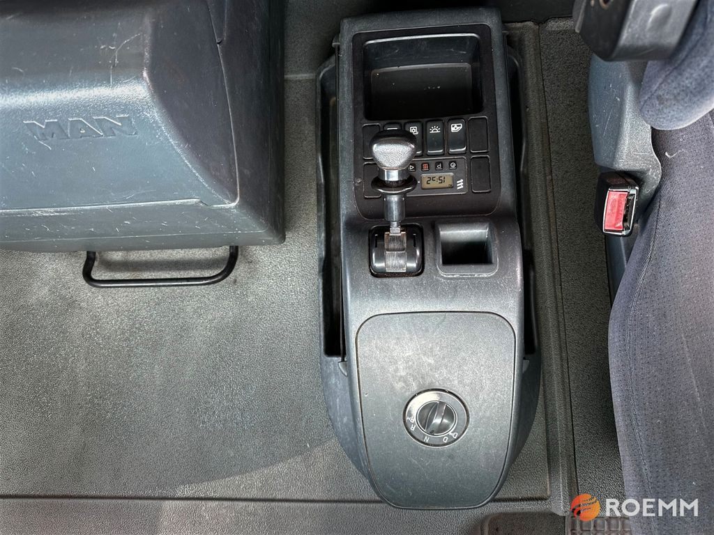 Тягач MAN TGA 18.400 BLS * TOP Zustand * MAN TGA 18.400 BLS * TOP Zustand *: фото 16 Тягач MAN TGA 18.400 BLS * TOP Zustand * MAN TGA 18.400 BLS * TOP Zustand *: фото 16