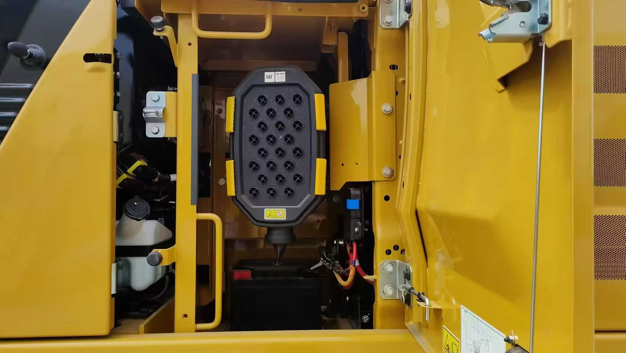 Гусеничный экскаватор Caterpillar CAT 330GC 320GC 320GX 320 320D 320CL 20T 30T New Model Used Excavator: фото 7 Гусеничный экскаватор Caterpillar CAT 330GC 320GC 320GX 320 320D 320CL 20T 30T New Model Used Excavator: фото 7