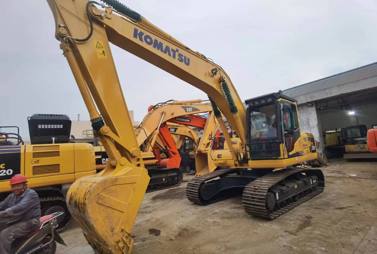 Гусеничный экскаватор Komatsu PC200 PC210 PC220 Used Excavator Crawler Hydraulic High Quality Secondhand Excavator for Sale: фото 6
