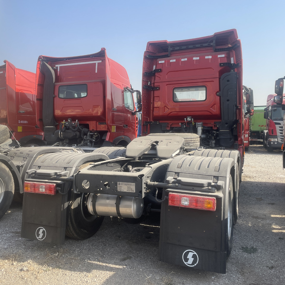 Тягач Shacman Right Hand X3000 X5000 (6*4) Semi Truck head Truck Head Tipper Head: фото 6