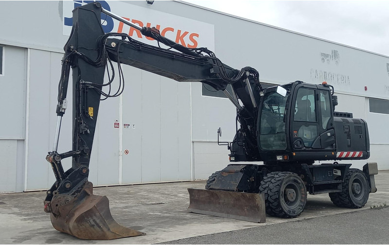 Hitachi ZX170W-6 - Колёсный экскаватор: фото 2 Hitachi ZX170W-6 - Колёсный экскаватор: фото 2
