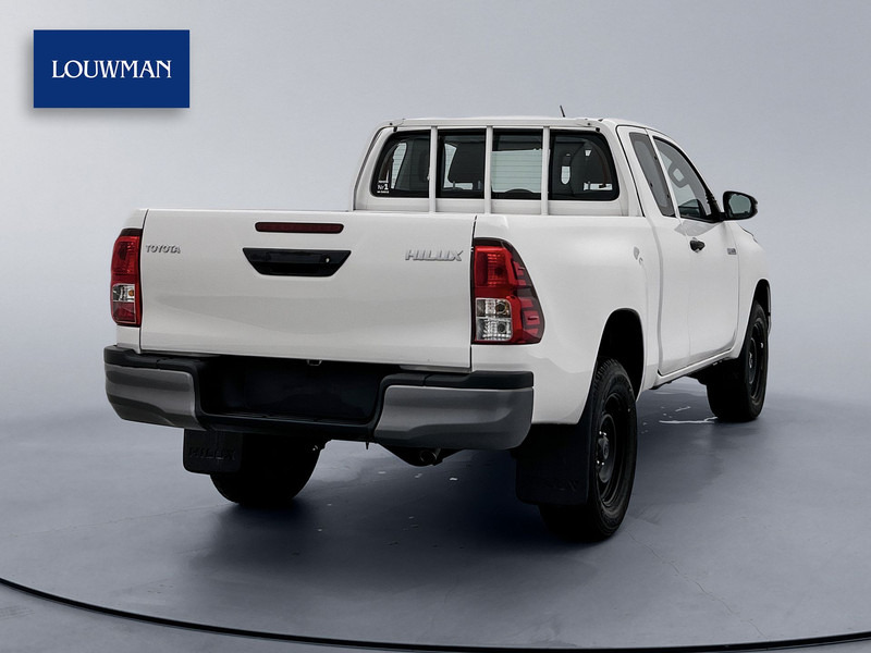 Toyota Hilux 2.4 D-4D Comfort 4x4 Xtra Cab NIEUW 3500KG Trekgewicht Cruise Control Airco - Пикап: фото 2 Toyota Hilux 2.4 D-4D Comfort 4x4 Xtra Cab NIEUW 3500KG Trekgewicht Cruise Control Airco - Пикап: фото 2