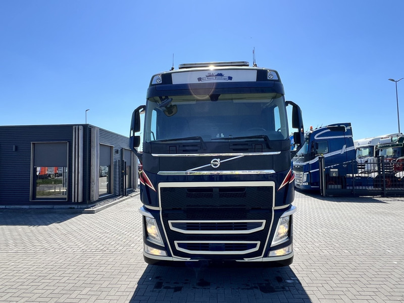 Volvo FH 500 6x2 trekker Globetrotter / Hydraulic/ Full Air - Тягач: фото 2 Volvo FH 500 6x2 trekker Globetrotter / Hydraulic/ Full Air - Тягач: фото 2