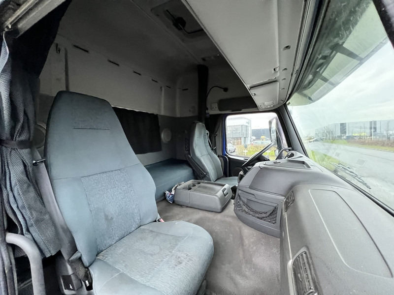 Тягач Volvo FM 370 4x2 trekker Globetrotter / Euro 5 /NEW TUV: фото 11