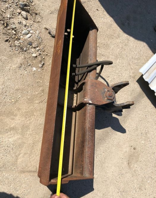 Caterpillar Volvo, JCB, Yanmar, Kubota 123 cm latime - Ковш для экскаватора: фото 1 Caterpillar Volvo, JCB, Yanmar, Kubota 123 cm latime - Ковш для экскаватора: фото 1