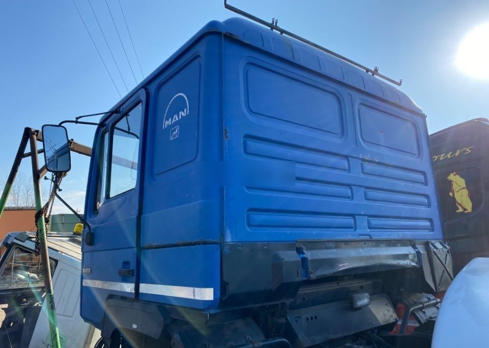 MAN SILENT , Model 1 / 2 / 3 , Dubla a completa MAN F2000 - Кабина для Грузовиков: фото 4 MAN SILENT , Model 1 / 2 / 3 , Dubla a completa MAN F2000 - Кабина для Грузовиков: фото 4