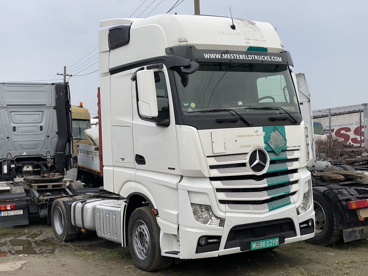 Mercedes-Benz Cap tractor MERCEDES-BENZ TOP Actros 1842 MP4 Klima MegaSpace - Тягач: фото 2 Mercedes-Benz Cap tractor MERCEDES-BENZ TOP Actros 1842 MP4 Klima MegaSpace - Тягач: фото 2