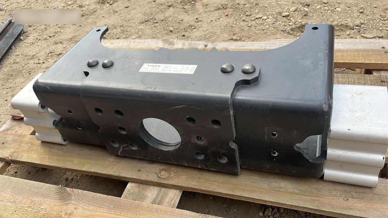 Volvo TRAVERSA type tm 190/63 CODE 21524799 truck - Седло для Грузовиков: фото 5 Volvo TRAVERSA type tm 190/63 CODE 21524799 truck - Седло для Грузовиков: фото 5