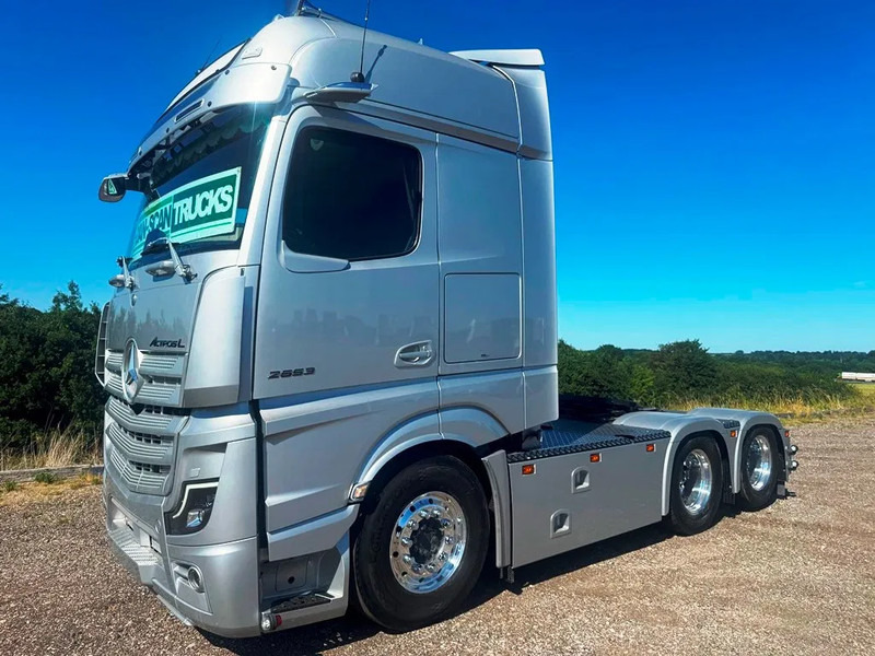 Mercedes-Benz Actros 2653 Special Interior. 6x2 3250mm weelbase. Air / Air suspension. hydr. syatem. Invertor. Micro wave. - Тягач: фото 3 Mercedes-Benz Actros 2653 Special Interior. 6x2 3250mm weelbase. Air / Air suspension. hydr. syatem. Invertor. Micro wave. - Тягач: фото 3