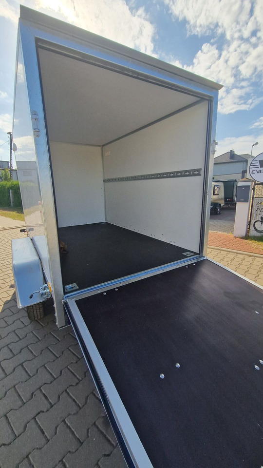 Nowa Przyczepa Furgon Kontener transportowy ABS 250 z rampą - Прицеп-фургон: фото 5 Nowa Przyczepa Furgon Kontener transportowy ABS 250 z rampą - Прицеп-фургон: фото 5
