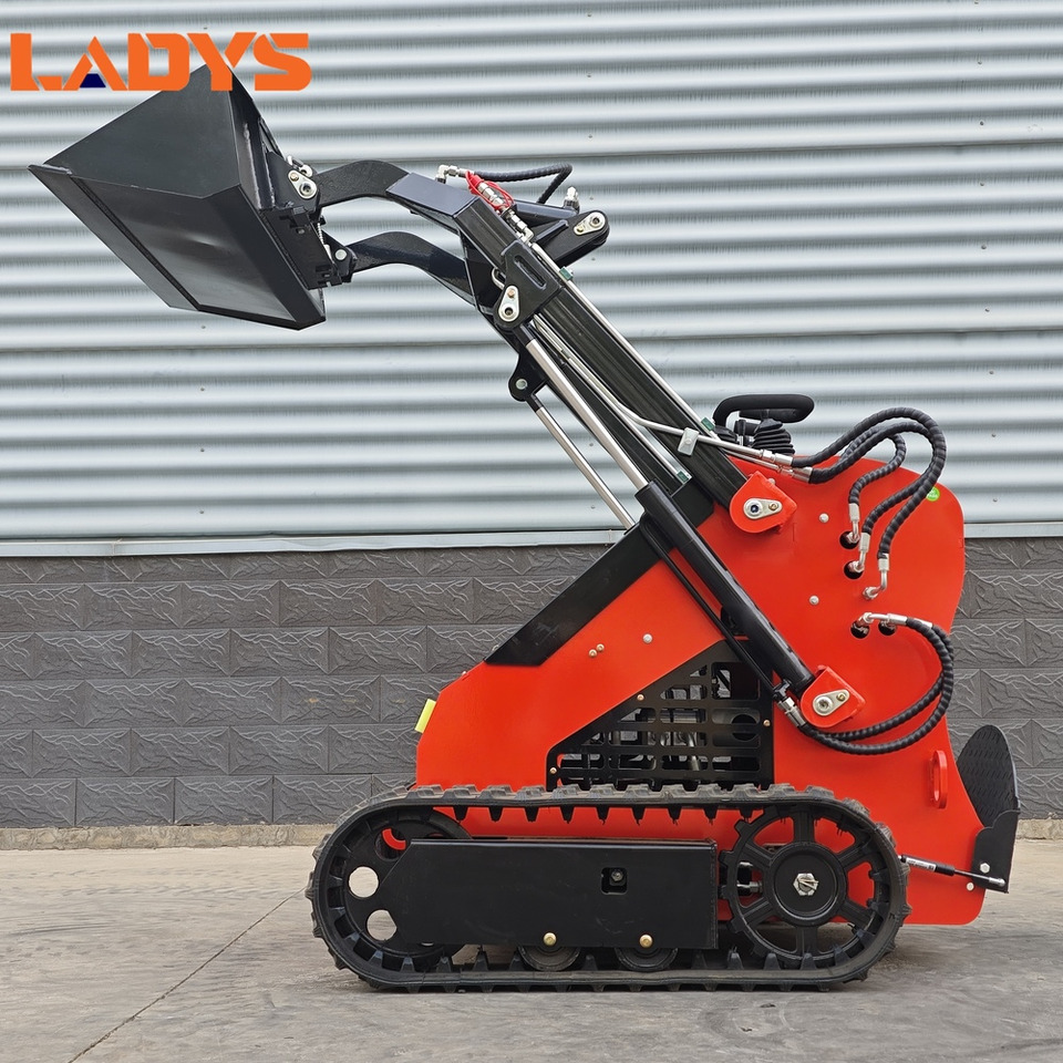 LADYS LA380 Mini Skid Steer CE Certification Kubota Engine(Factory Outlet) Mini Skid steer Loader For Sale - Мини-погрузчик с бортовым поворотом: фото 5 LADYS LA380 Mini Skid Steer CE Certification Kubota Engine(Factory Outlet) Mini Skid steer Loader For Sale - Мини-погрузчик с бортовым поворотом: фото 5