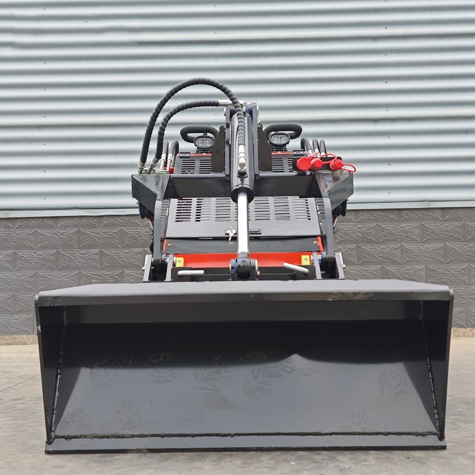 Новый Мини-погрузчик с бортовым поворотом LEZUM Free Shipping Mini Skid Steer Loader Compact Track Electric/Diesel Chinese Mini Skid Steer Loader For Sale With Mini Skid Steer Attachments 4 In 1 Bucket: фото 6