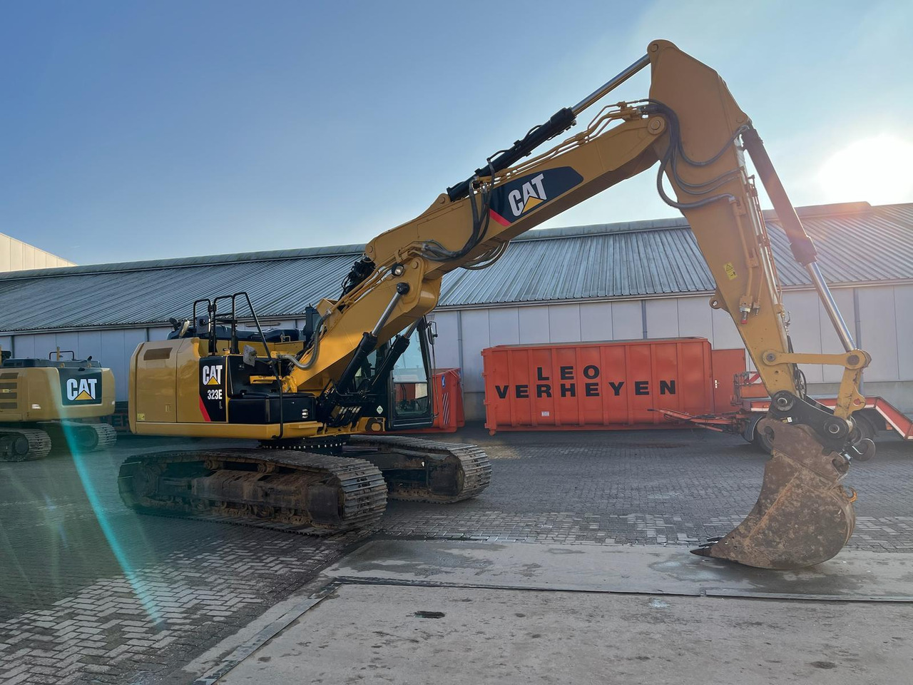 Caterpillar 323EL - Гусеничный экскаватор: фото 5 Caterpillar 323EL - Гусеничный экскаватор: фото 5