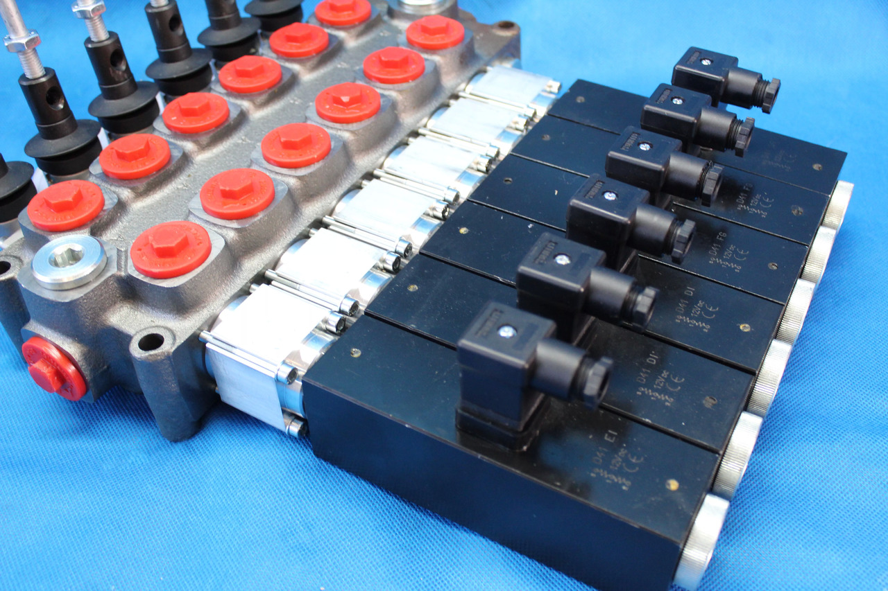 6 Sections Directional Control Valve Galtech Q95 120 l/min 31 GPM Electric solen for HDS-edged and cranes. - Аэродромная техника: фото 4 6 Sections Directional Control Valve Galtech Q95 120 l/min 31 GPM Electric solen for HDS-edged and cranes. - Аэродромная техника: фото 4
