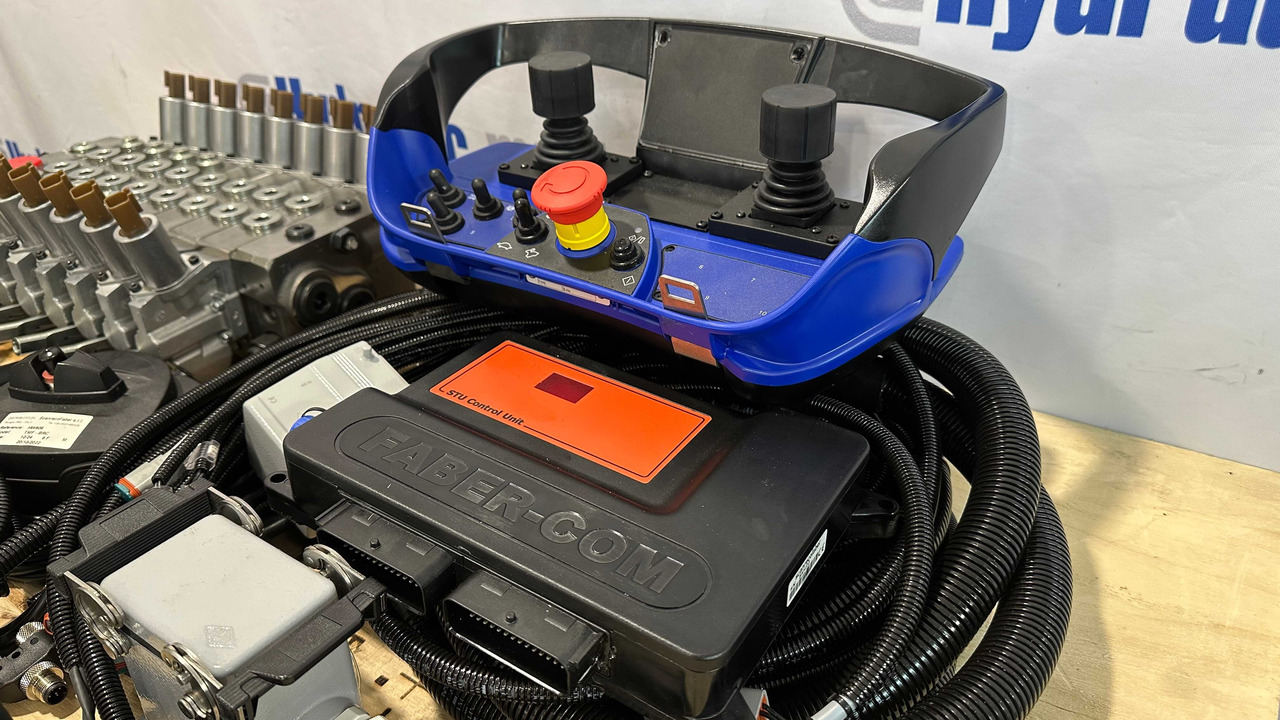 Set Scanreco RC400 with Walvoil DPX100 Fassi, Effer, Atlas, Manitou - Лесной прицеп: фото 3 Set Scanreco RC400 with Walvoil DPX100 Fassi, Effer, Atlas, Manitou - Лесной прицеп: фото 3