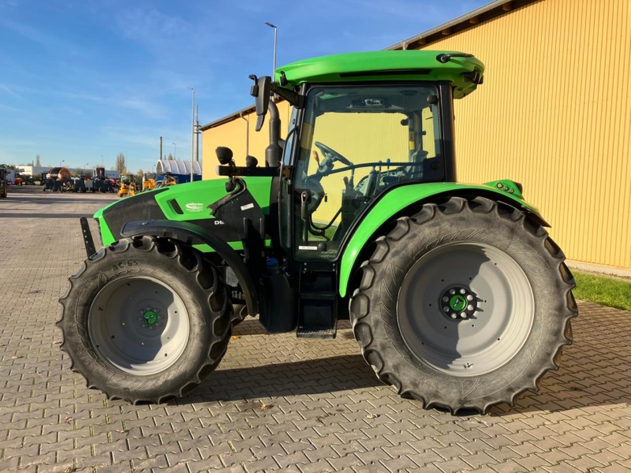 Deutz-Fahr 5120 GS - Трактор: фото 2 Deutz-Fahr 5120 GS - Трактор: фото 2