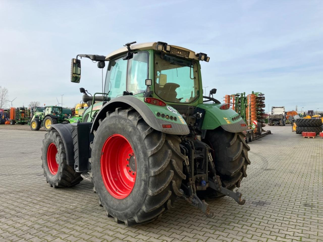 Fendt VARIO 718 S4 - Трактор: фото 2 Fendt VARIO 718 S4 - Трактор: фото 2