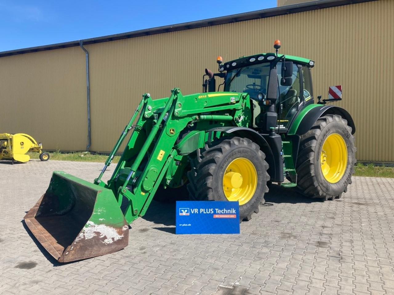 John Deere 6230 R AUTOPOWER SF1 - Трактор: фото 1 John Deere 6230 R AUTOPOWER SF1 - Трактор: фото 1