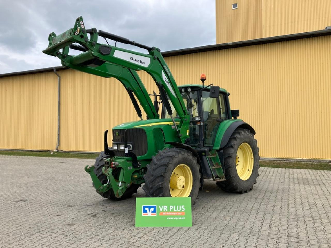 John Deere 6920 INKL QUICKE Q6M BJ 2022 - Трактор: фото 1 John Deere 6920 INKL QUICKE Q6M BJ 2022 - Трактор: фото 1