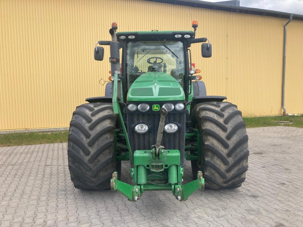 John Deere 8320 R AUTOPOWER - Трактор: фото 5 John Deere 8320 R AUTOPOWER - Трактор: фото 5