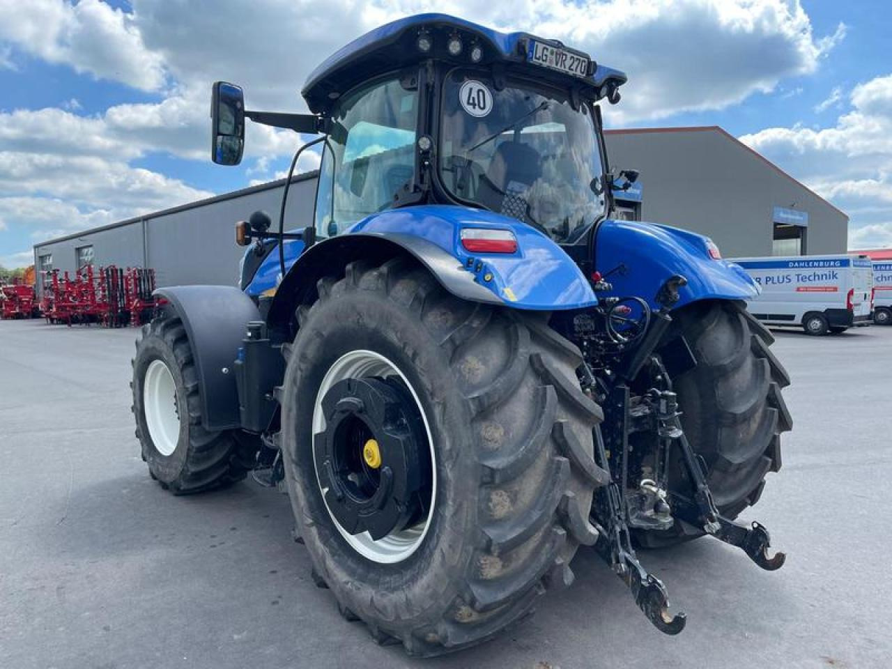 New Holland T 7.270 AUTOCOMMAND AKTION - Трактор: фото 3 New Holland T 7.270 AUTOCOMMAND AKTION - Трактор: фото 3