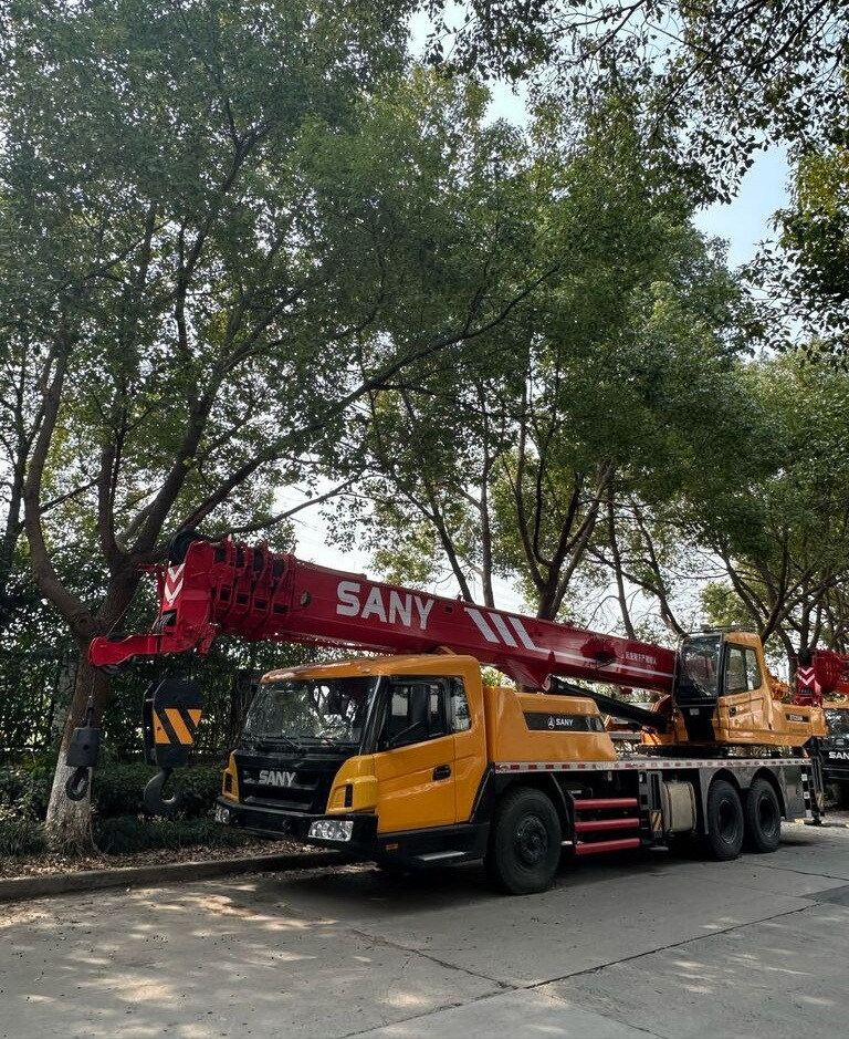 Sany - Мобильный кран: фото 1 Sany - Мобильный кран: фото 1