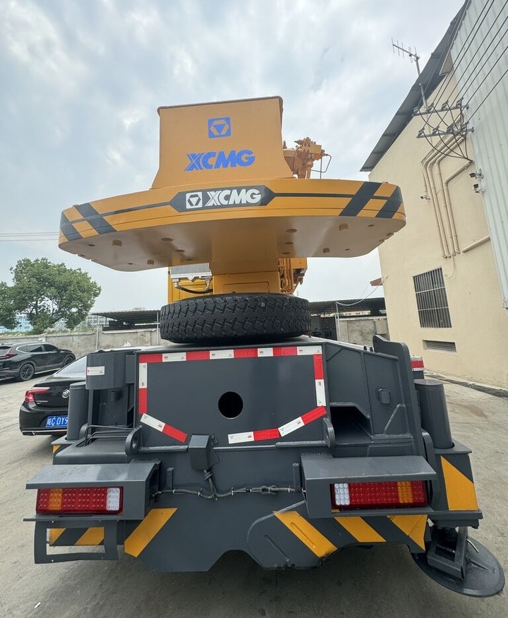 Мобильный кран XCMG XCT70 25ton 50ton 70ton 130ton: фото 6 Мобильный кран XCMG XCT70 25ton 50ton 70ton 130ton: фото 6