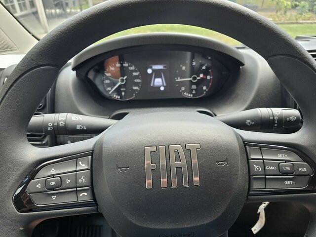 FIAT Ducato 35 MAXI 180 Pritsche Plane 4,90 Meter - Тентованный фургон: фото 4 FIAT Ducato 35 MAXI 180 Pritsche Plane 4,90 Meter - Тентованный фургон: фото 4