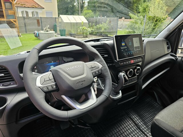 IVECO Daily 35S18HA8V DOKA Snoeks Mixto Hi-Matic 16m³ - Цельнометаллический фургон, Грузопассажирский фургон: фото 4 IVECO Daily 35S18HA8V DOKA Snoeks Mixto Hi-Matic 16m³ - Цельнометаллический фургон, Грузопассажирский фургон: фото 4