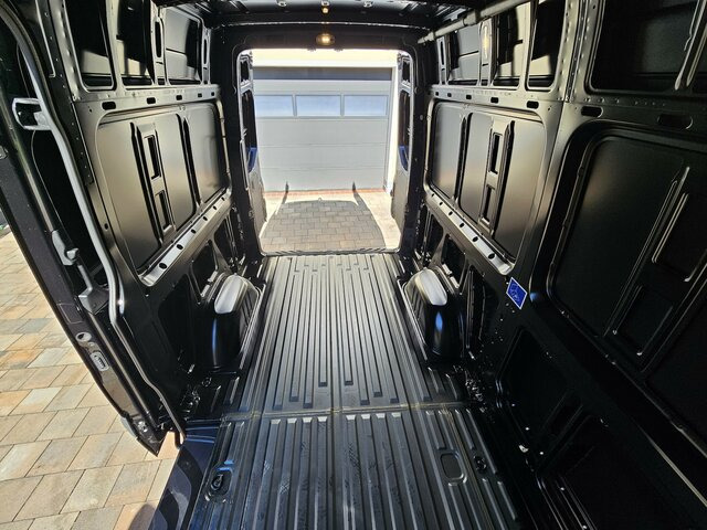 MERCEDES-BENZ Sprinter 317 CDI Kasten L2H2 AHK 3,5t MBUX10,25 в лизинг MERCEDES-BENZ Sprinter 317 CDI Kasten L2H2 AHK 3,5t MBUX10,25: фото 31