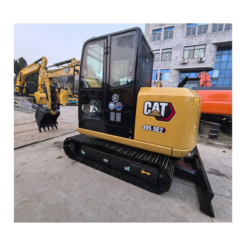 CAT 305.5E2 Excavator - Гусеничный экскаватор: фото 3 CAT 305.5E2 Excavator - Гусеничный экскаватор: фото 3