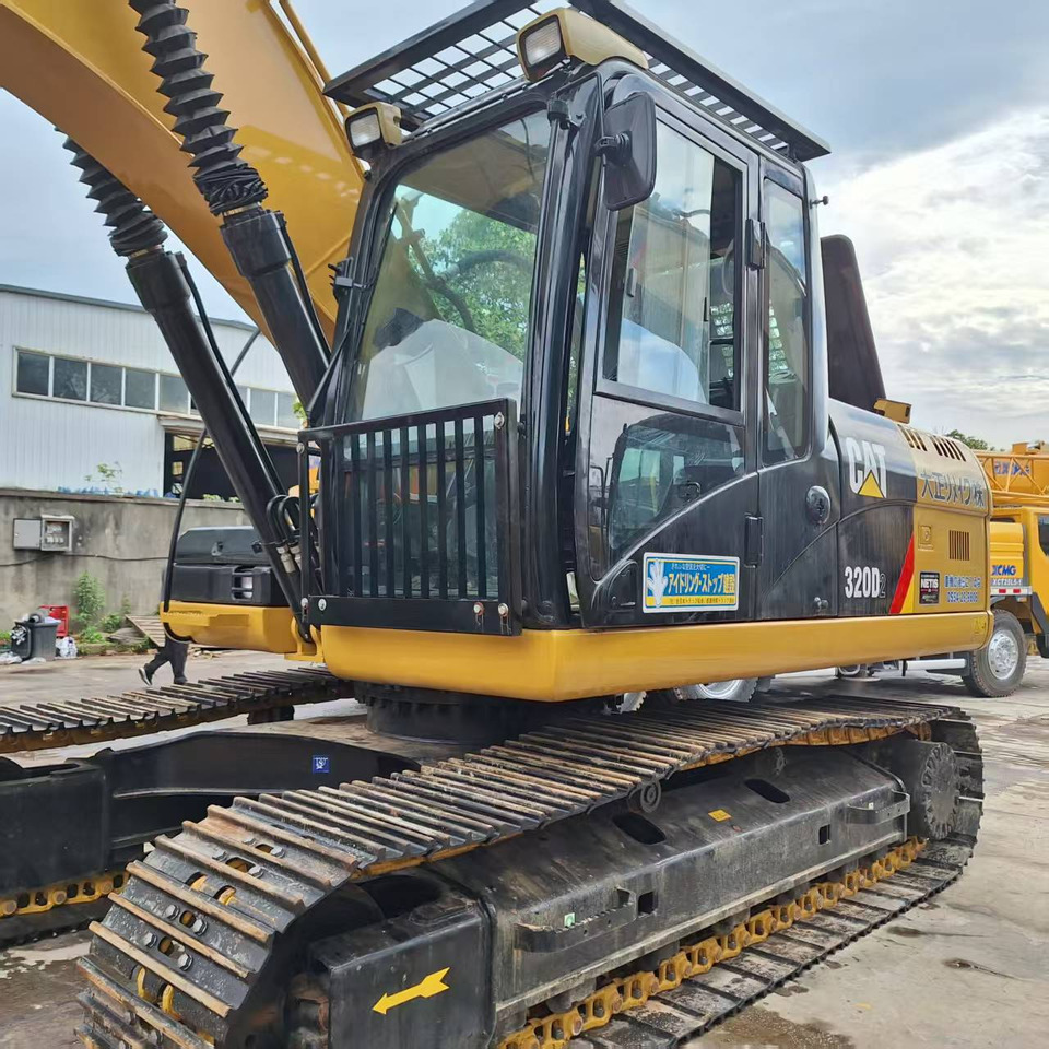Гусеничный экскаватор CAT 320D2 Excavator: фото 6