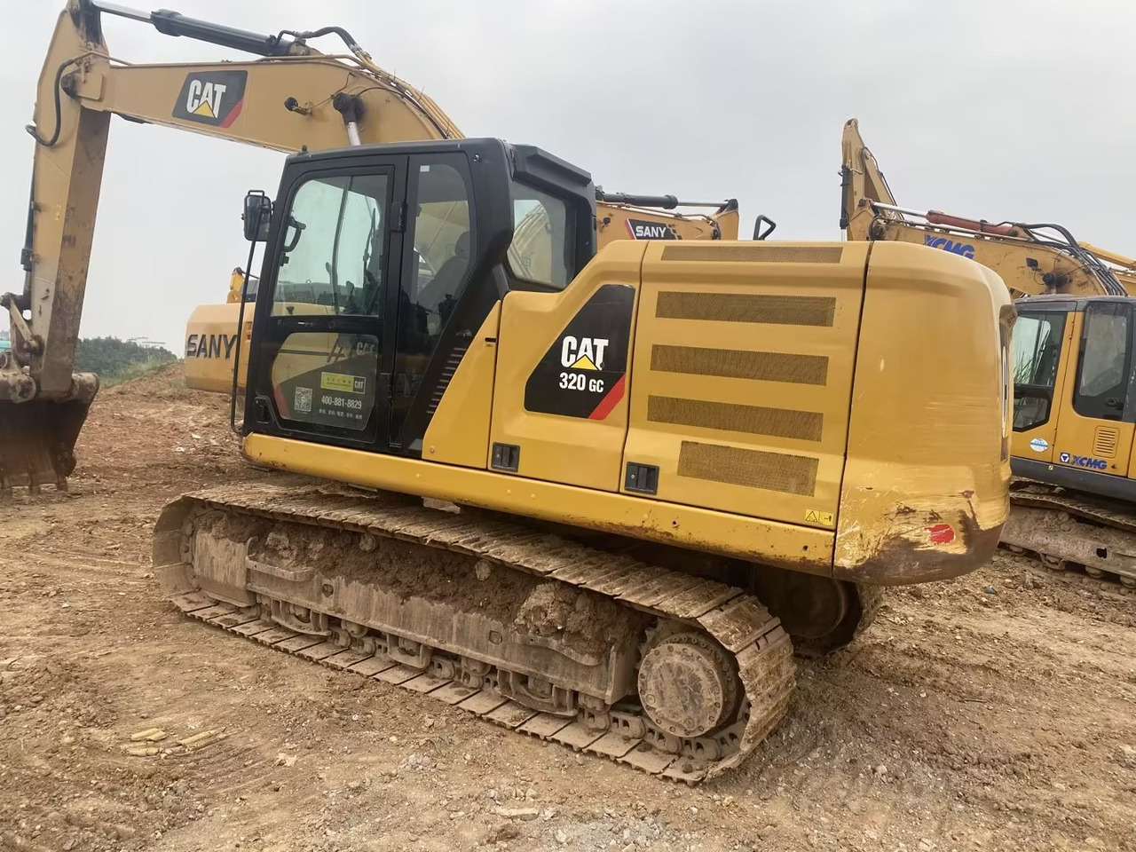 CATERPILLAR 320GC - Гусеничный экскаватор: фото 1 CATERPILLAR 320GC - Гусеничный экскаватор: фото 1