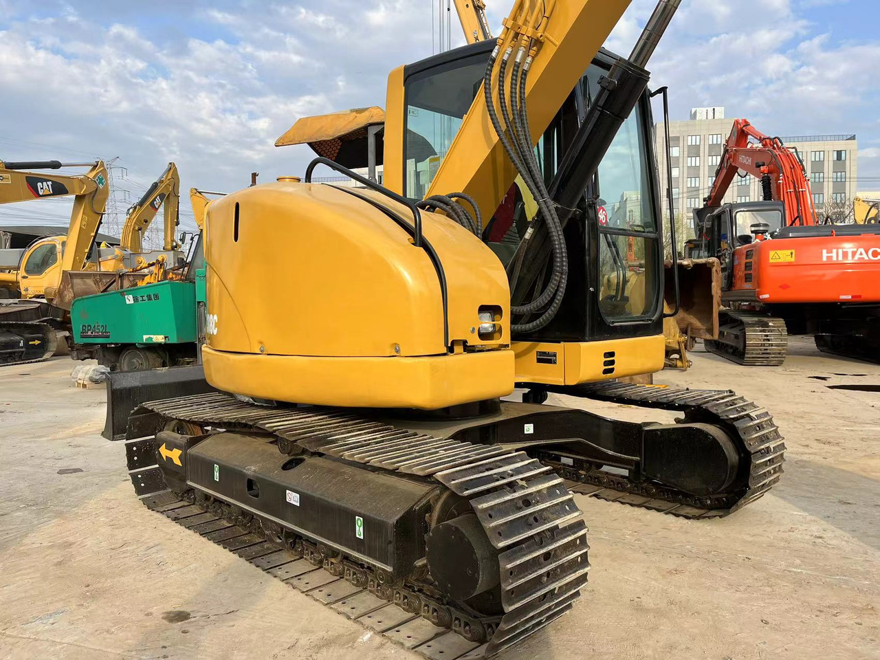 Caterpillar CAT308C excavator - Гусеничный экскаватор: фото 2 Caterpillar CAT308C excavator - Гусеничный экскаватор: фото 2
