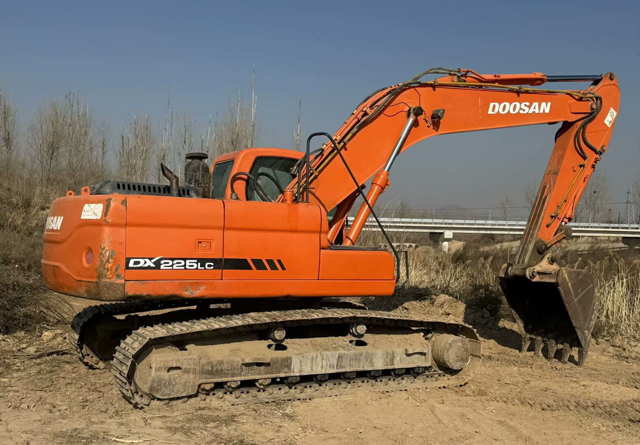 DOOSAN Doosan DX225LC Crawler excavator - Гусеничный экскаватор: фото 2 DOOSAN Doosan DX225LC Crawler excavator - Гусеничный экскаватор: фото 2