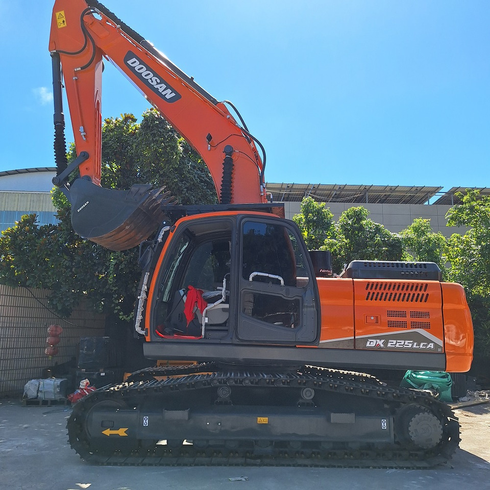 Doosan Dx225LCA  Crawler Excavator - Гусеничный экскаватор: фото 2 Doosan Dx225LCA  Crawler Excavator - Гусеничный экскаватор: фото 2