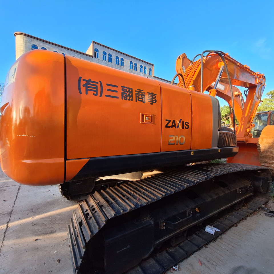 Hitachi ZX120 Excavator - Гусеничный экскаватор: фото 2 Hitachi ZX120 Excavator - Гусеничный экскаватор: фото 2