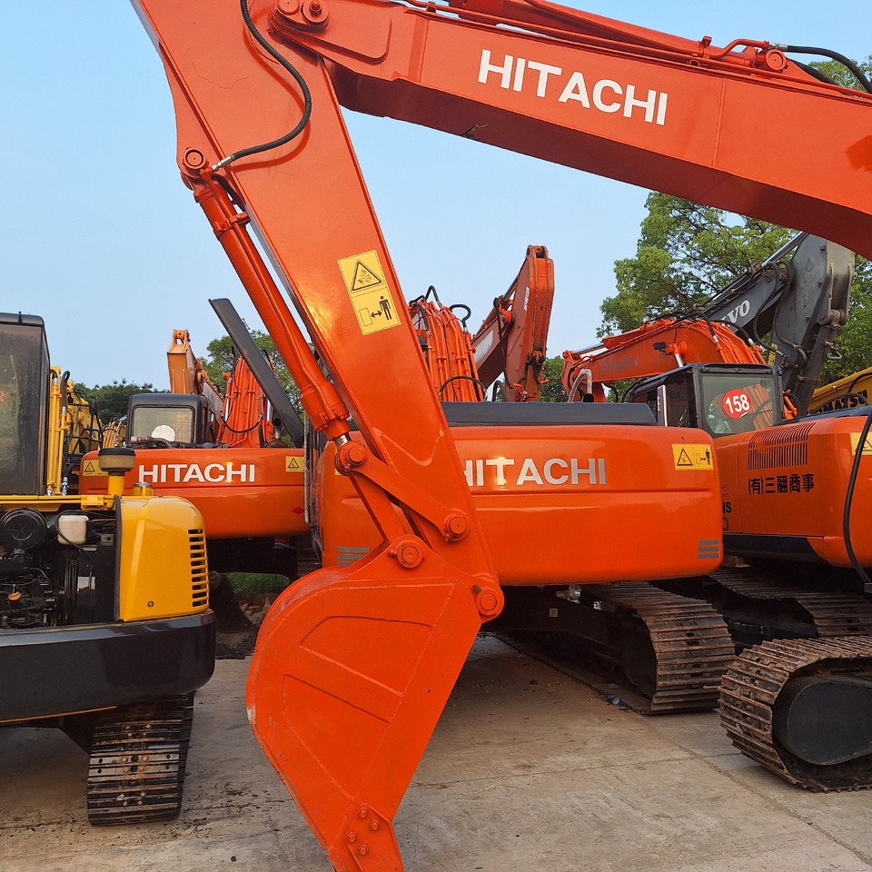 Hitachi ZX120 Excavator - Гусеничный экскаватор: фото 3 Hitachi ZX120 Excavator - Гусеничный экскаватор: фото 3