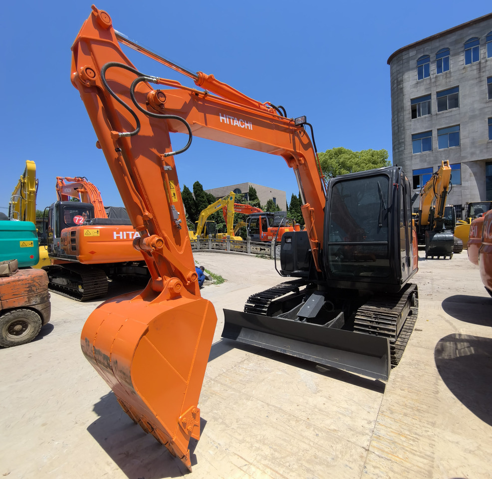 Hitachi Zx70 Crawler Excavator - Мини-экскаватор: фото 3 Hitachi Zx70 Crawler Excavator - Мини-экскаватор: фото 3