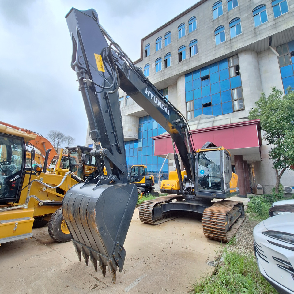 Hyundai 220LC-9S Excavator - Гусеничный экскаватор: фото 1 Hyundai 220LC-9S Excavator - Гусеничный экскаватор: фото 1