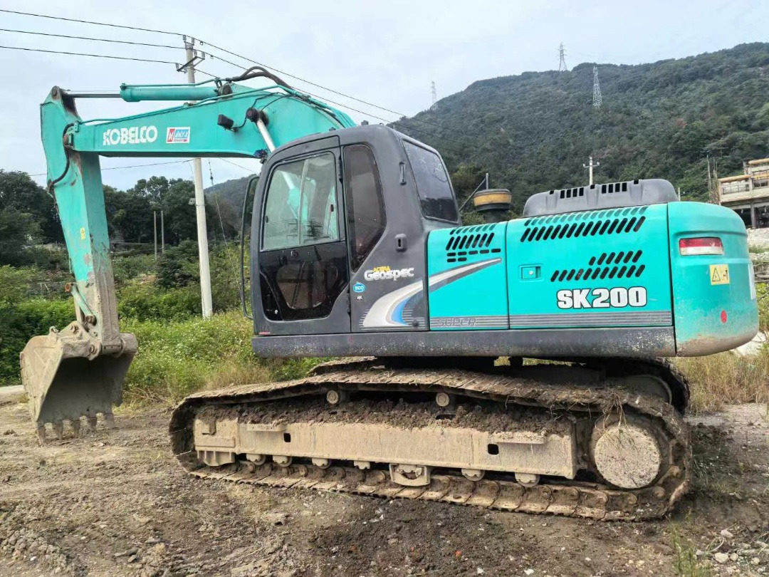 Kobelco SK200-8 excavator - Гусеничный экскаватор: фото 5 Kobelco SK200-8 excavator - Гусеничный экскаватор: фото 5
