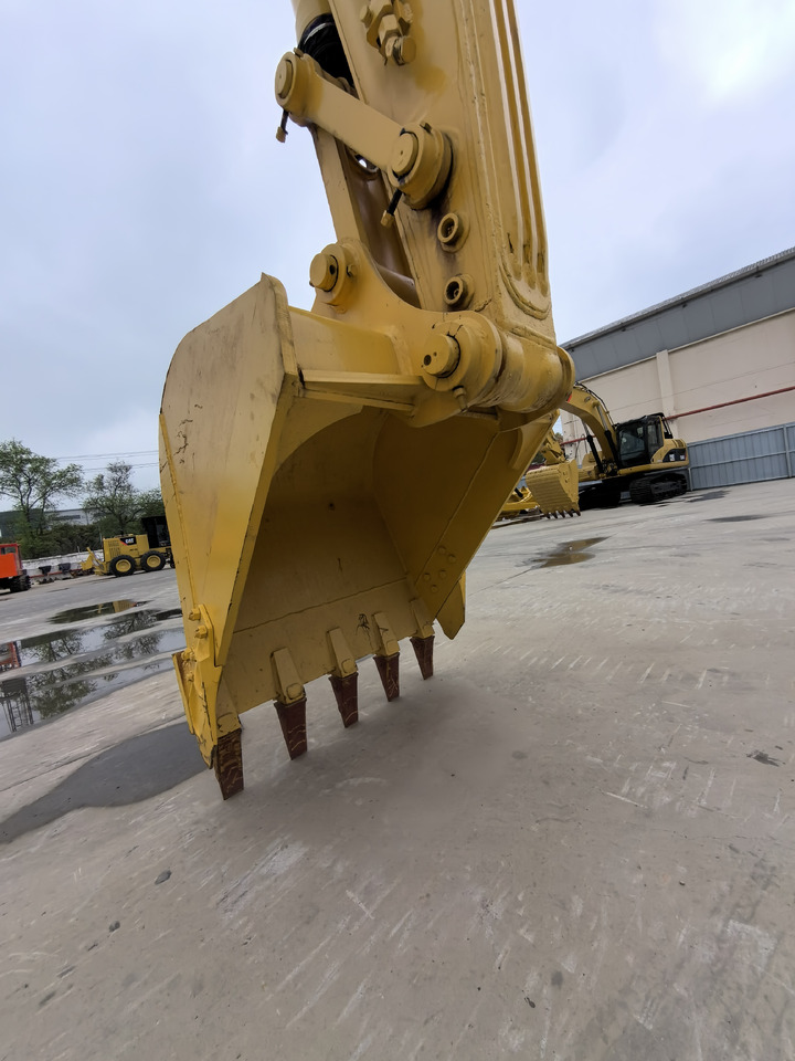 Komatsu PC 220-8 Excavator - Гусеничный экскаватор: фото 5 Komatsu PC 220-8 Excavator - Гусеничный экскаватор: фото 5