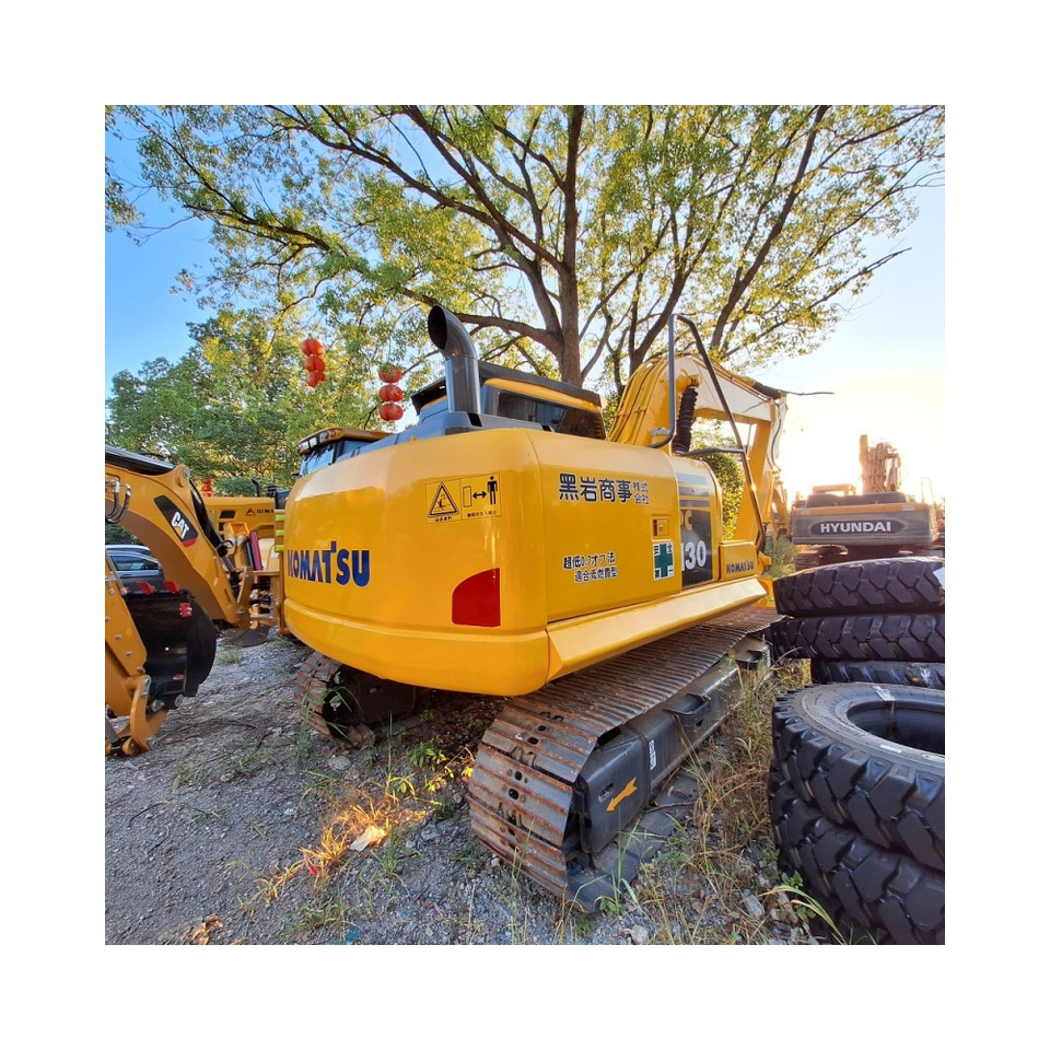 Komatsu PC130 Excavator - Гусеничный экскаватор: фото 2 Komatsu PC130 Excavator - Гусеничный экскаватор: фото 2